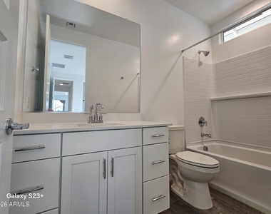8254 E Prairie Avenue - Photo Thumbnail 29