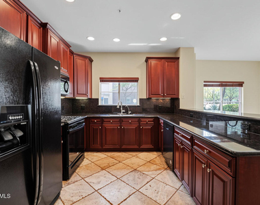 5350 E Deer Valley Drive - Photo Thumbnail 6