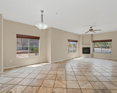 5350 E Deer Valley Drive - Photo Thumbnail 13
