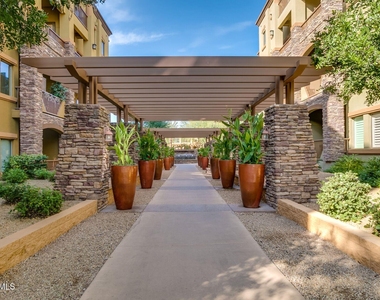 5350 E Deer Valley Drive - Photo Thumbnail 27