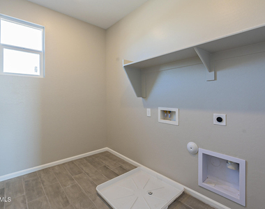1434 E Pisa Drive - Photo Thumbnail 35
