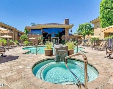 6900 E Princess Drive E - Photo Thumbnail 20
