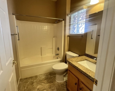15186 W Las Brizas Lane - Photo Thumbnail 16