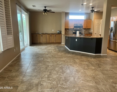 15186 W Las Brizas Lane - Photo Thumbnail 9