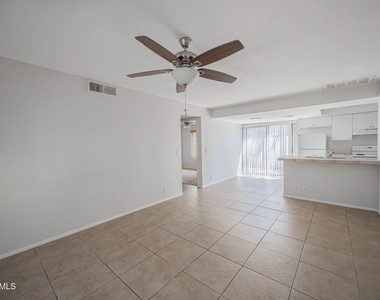 1077 W 1st Street - Photo Thumbnail 7