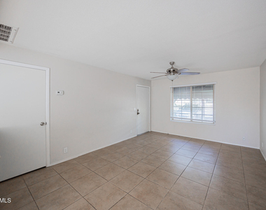 1077 W 1st Street - Photo Thumbnail 6