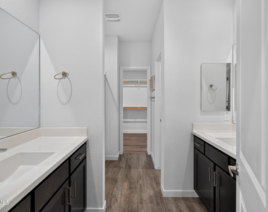 2030 E Michigan Avenue - Photo Thumbnail 18