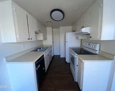 860 E Brown Road - Photo Thumbnail 1