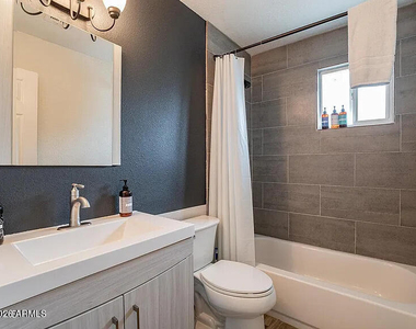 1212 E Tempe Drive - Photo Thumbnail 8