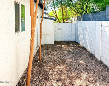 1844 N 51st Street - Photo Thumbnail 8