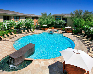 6900 E Princess Drive - Photo Thumbnail 14