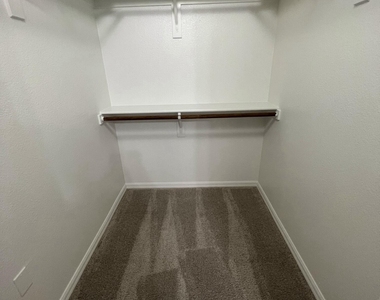 6900 E Princess Drive - Photo Thumbnail 7