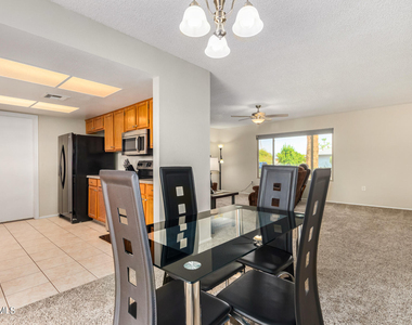 20439 N Skylark Drive - Photo Thumbnail 11
