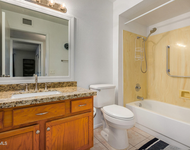 20439 N Skylark Drive - Photo Thumbnail 21