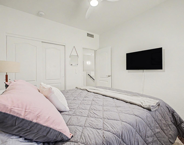 3563 N Tuscany -- - Photo Thumbnail 22