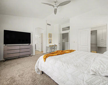 3563 N Tuscany -- - Photo Thumbnail 17