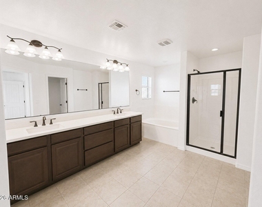 1131 E Binner Drive - Photo Thumbnail 17