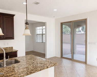 1131 E Binner Drive - Photo Thumbnail 8