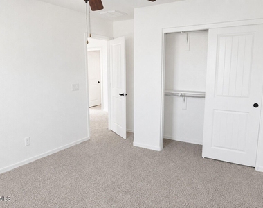 1131 E Binner Drive - Photo Thumbnail 26