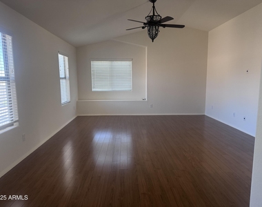2234 W Peak View Road - Photo Thumbnail 32