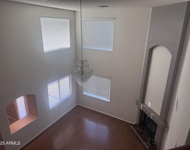 2234 W Peak View Road - Photo Thumbnail 21