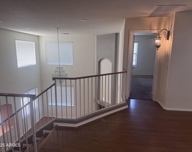 2234 W Peak View Road - Photo Thumbnail 24