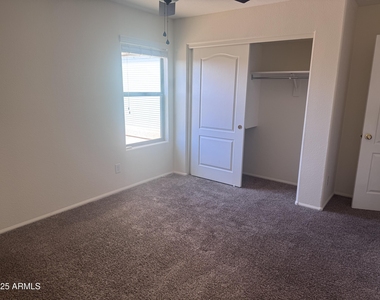 2234 W Peak View Road - Photo Thumbnail 29