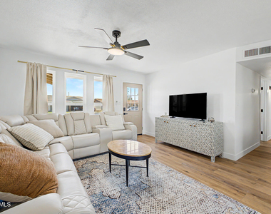 33 S Pueblo Street - Photo Thumbnail 3