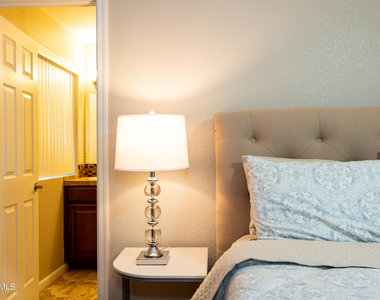 1332 W 6th Street - Photo Thumbnail 23