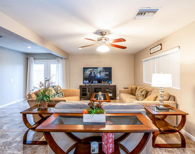 1332 W 6th Street - Photo Thumbnail 12