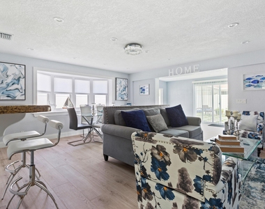 10044 Dasheen Avenue - Photo Thumbnail 6
