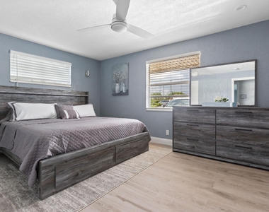 10044 Dasheen Avenue - Photo Thumbnail 11