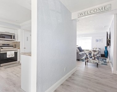 10044 Dasheen Avenue - Photo Thumbnail 2