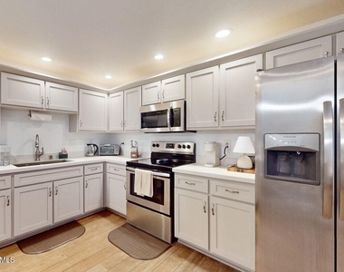 9455 E Raintree Drive - Photo Thumbnail 17