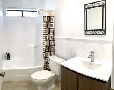 1905 E Anchor Drive - Photo Thumbnail 21
