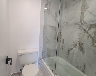 6391 Bay Club Drive - Photo Thumbnail 26