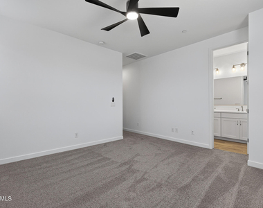 2779 N Claire Drive - Photo Thumbnail 14