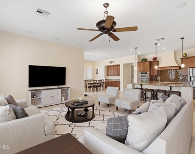 1159 W Tonto Place - Photo Thumbnail 14