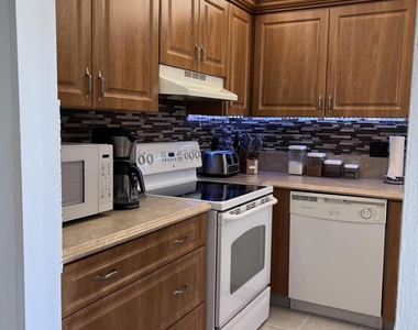 2530 Black Olive Boulevard - Photo Thumbnail 5