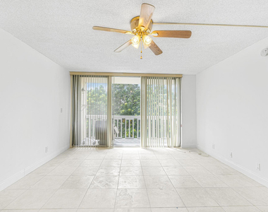 7081 Environ Boulevard - Photo Thumbnail 4
