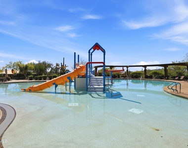 1717 W Buckhorn Trail - Photo Thumbnail 25