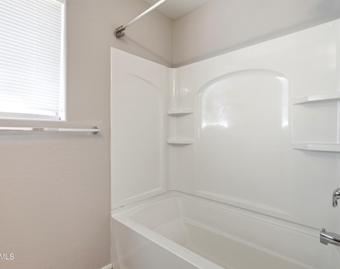 1717 W Buckhorn Trail - Photo Thumbnail 11