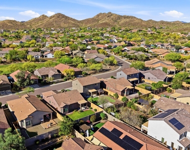 1717 W Buckhorn Trail - Photo Thumbnail 22