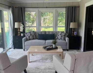 13174 Eastpointe Way - Photo Thumbnail 9