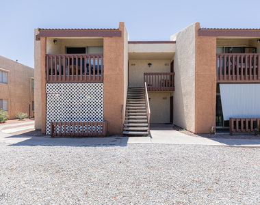2121 W Royal Palm Road - Photo Thumbnail 1