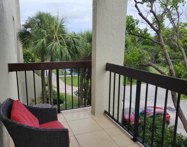 825 Egret Circle - Photo Thumbnail 13