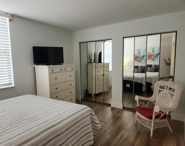 825 Egret Circle - Photo Thumbnail 7