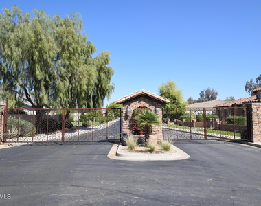 2192 E Coconino Place - Photo Thumbnail 44