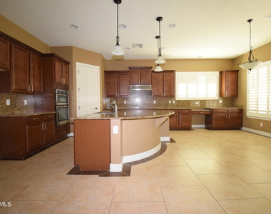 2192 E Coconino Place - Photo Thumbnail 5