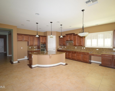 2192 E Coconino Place - Photo Thumbnail 6